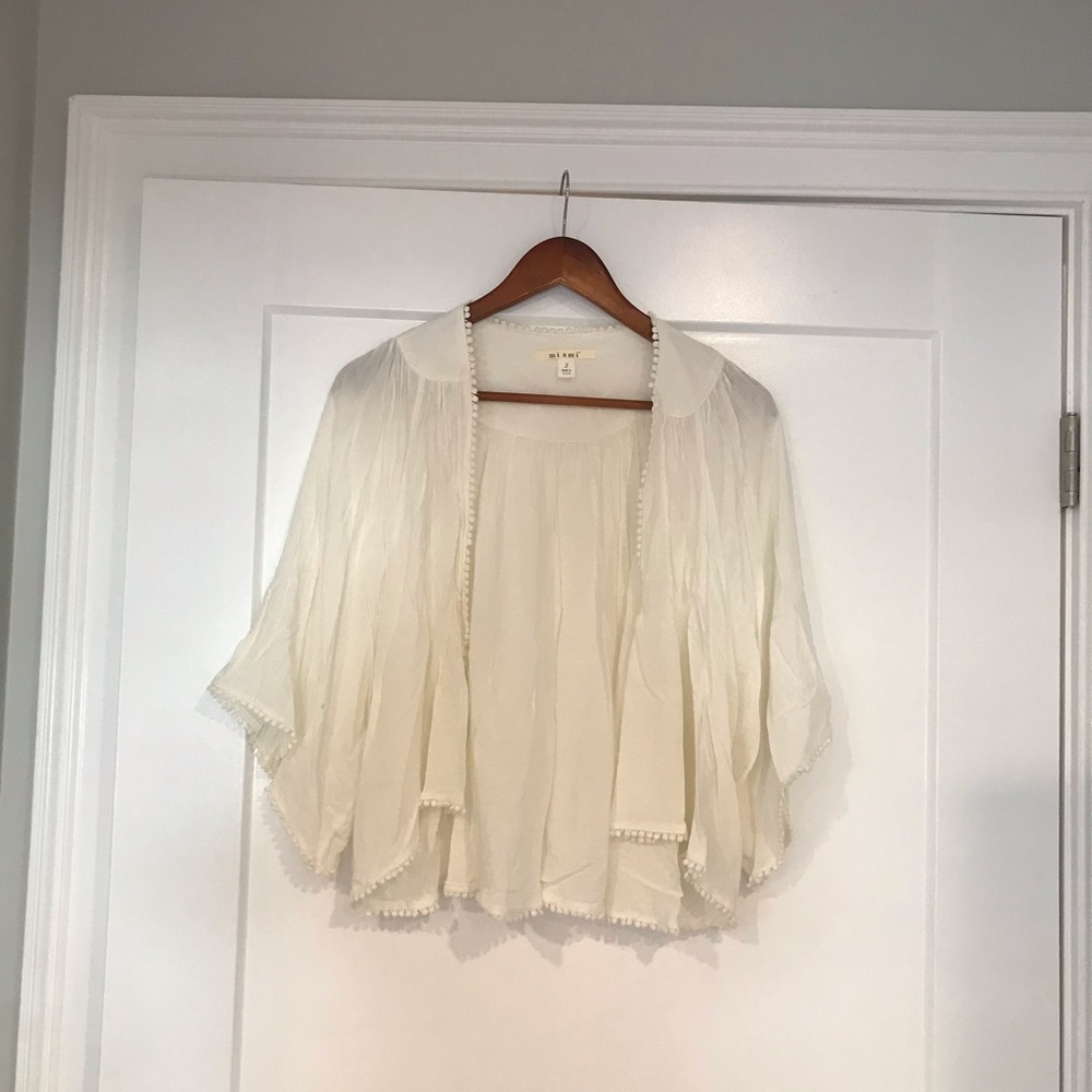 Light weight top.